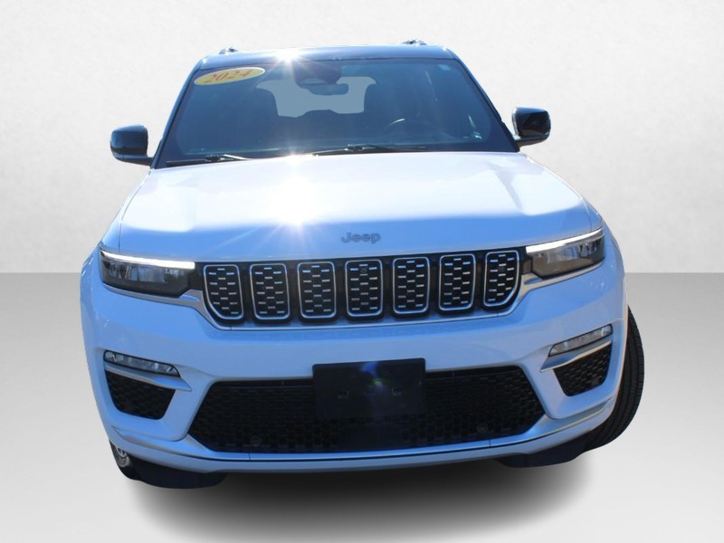 Jeep Grand Cherokee Vehicle Image 10