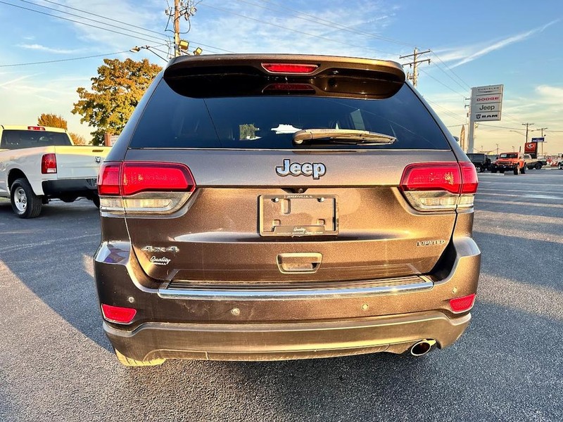 Jeep Grand Cherokee Vehicle Image 05