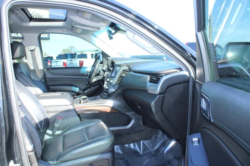 Chevrolet Tahoe Vehicle Full-screen Gallery Image 11