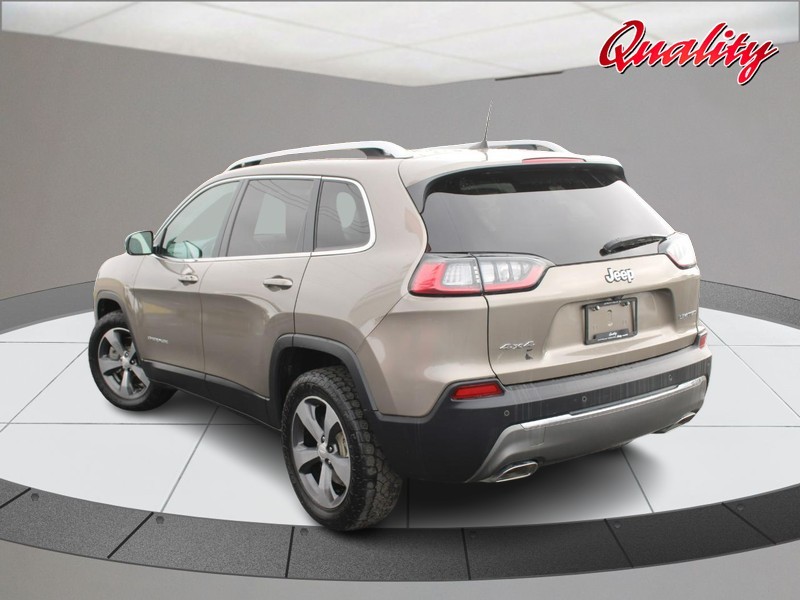 Jeep Cherokee Vehicle Image 05