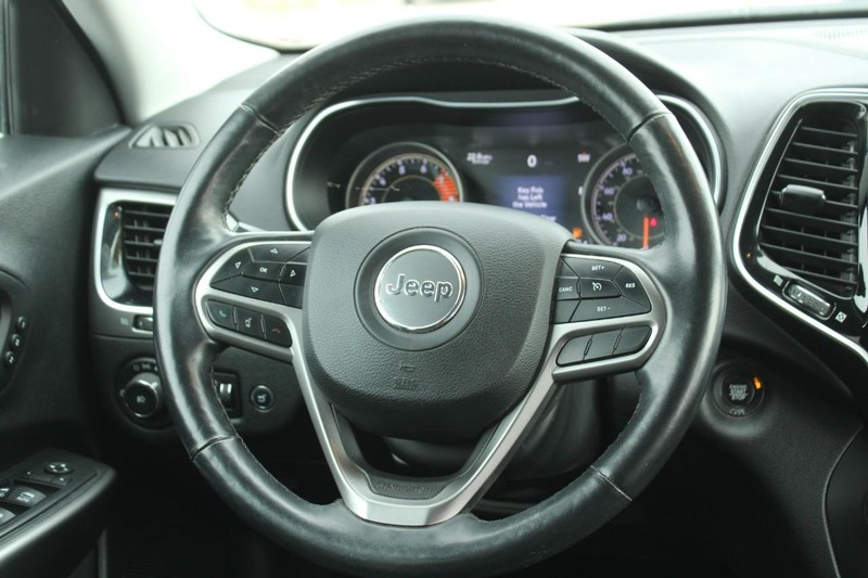 Jeep Cherokee Vehicle Image 14