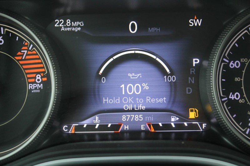 Jeep Cherokee Vehicle Image 19