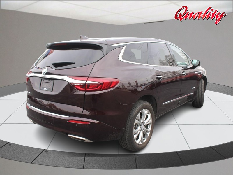 Buick Enclave Vehicle Image 03