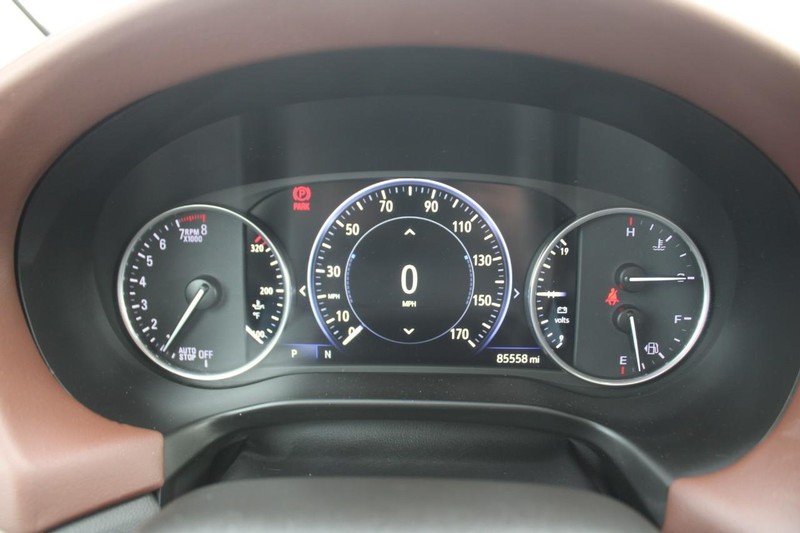 Buick Enclave Vehicle Image 18