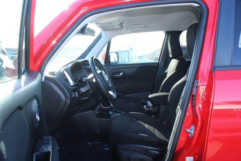 Jeep Renegade Vehicle Image 08