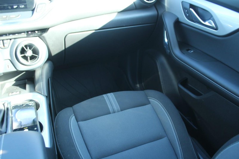 Chevrolet Blazer Vehicle Image 16