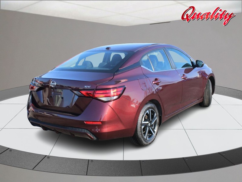 Nissan Sentra Vehicle Image 03