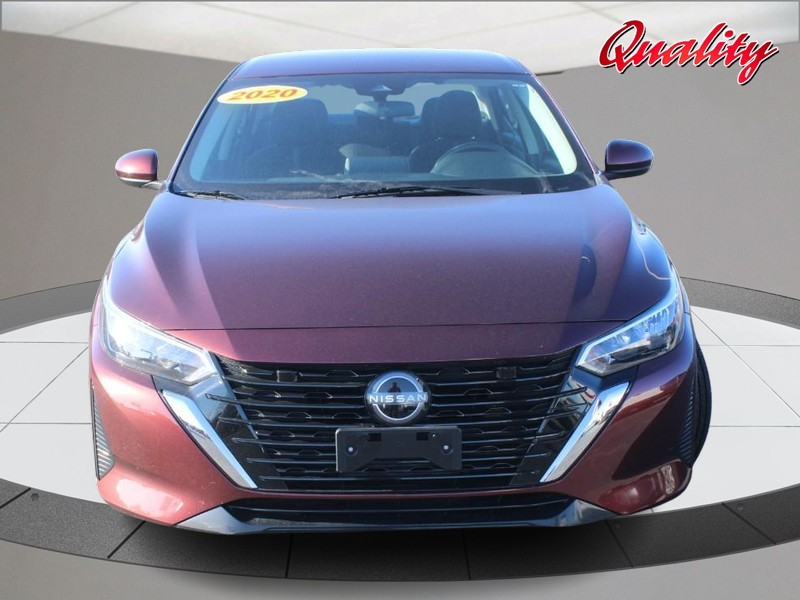 Nissan Sentra Vehicle Image 10