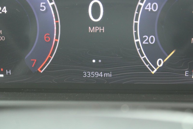 Jeep Wagoneer Vehicle Image 19