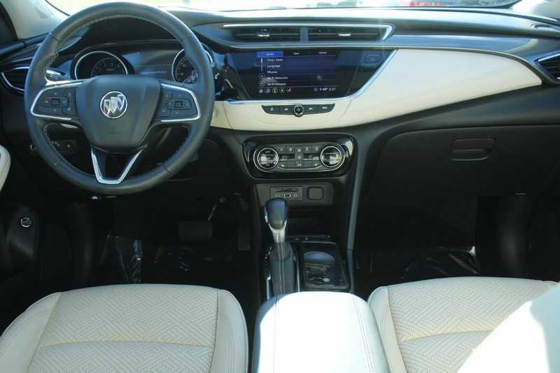 Buick Encore GX Vehicle Full-screen Gallery Image 13