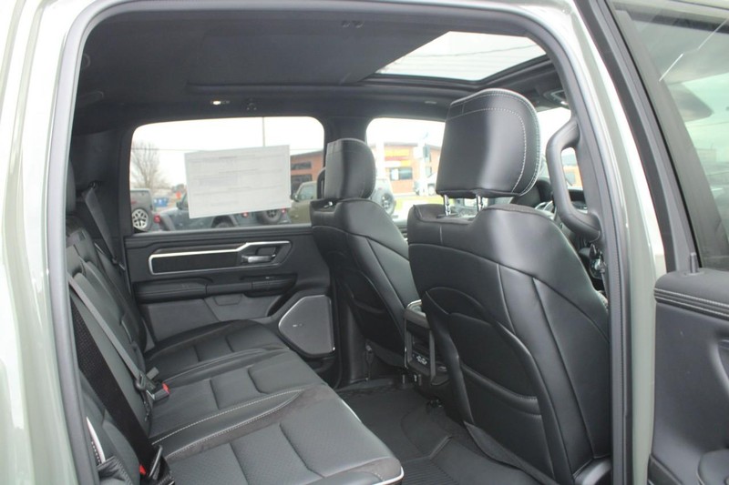 Ram 1500 Vehicle Image 04