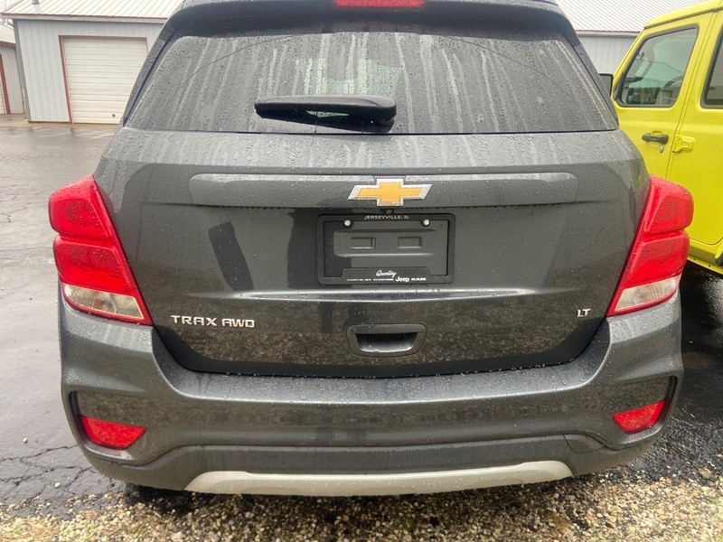 Chevrolet Trax Vehicle Full-screen Gallery Image 04