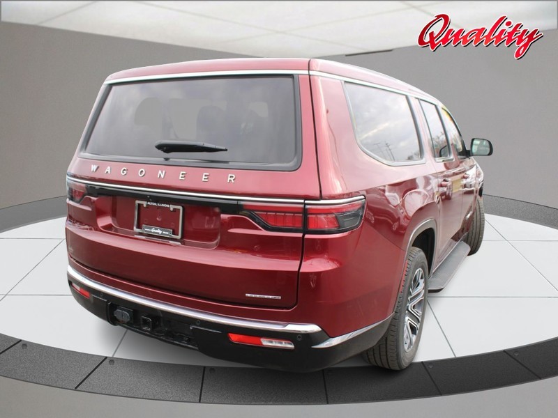 Jeep Wagoneer L Vehicle Image 03