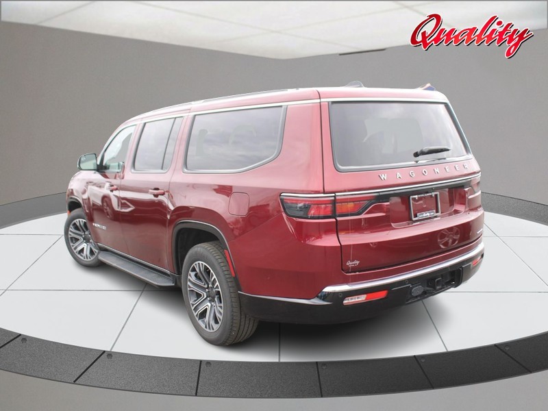 Jeep Wagoneer L Vehicle Image 05