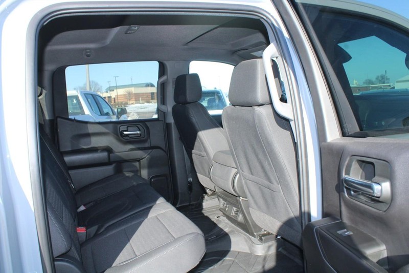 Chevrolet Silverado 1500 Vehicle Image 12