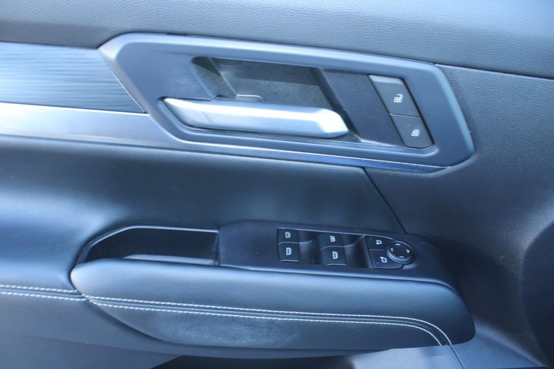 GMC Terrain Vehicle Image 09