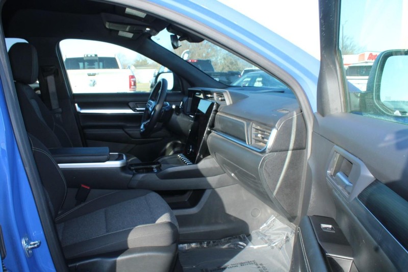 GMC Terrain Vehicle Image 11