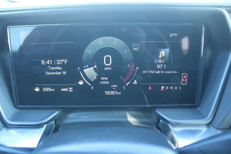 GMC Terrain Vehicle Image 18