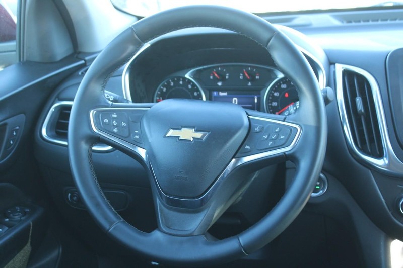 Chevrolet Equinox Vehicle Full-screen Gallery Image 14