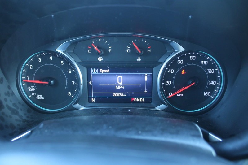 Chevrolet Equinox Vehicle Full-screen Gallery Image 18