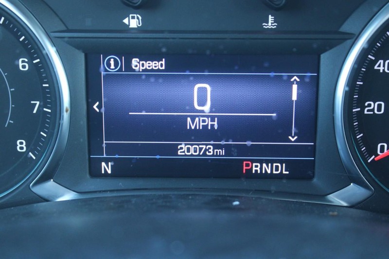 Chevrolet Equinox Vehicle Full-screen Gallery Image 19