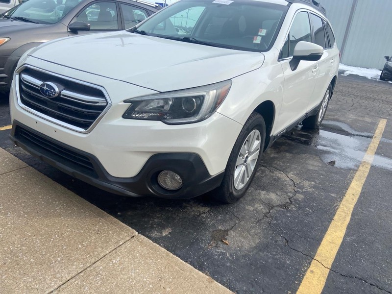 Subaru Outback Vehicle Image 03