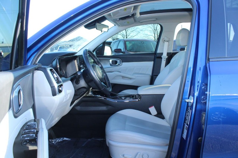 Kia Sorento Vehicle Image 08