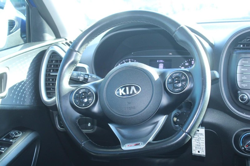 Kia Soul Vehicle Image 14