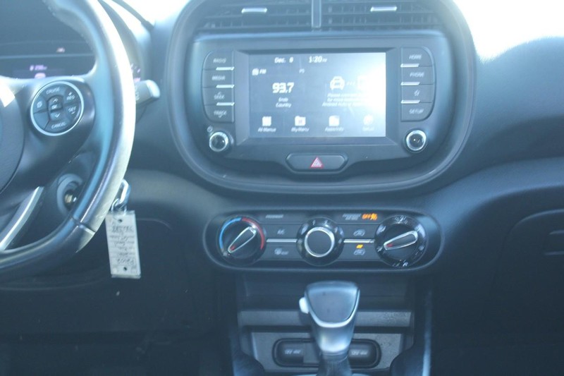 Kia Soul Vehicle Image 15