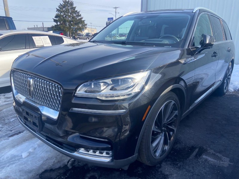 Lincoln Aviator Vehicle Image 03