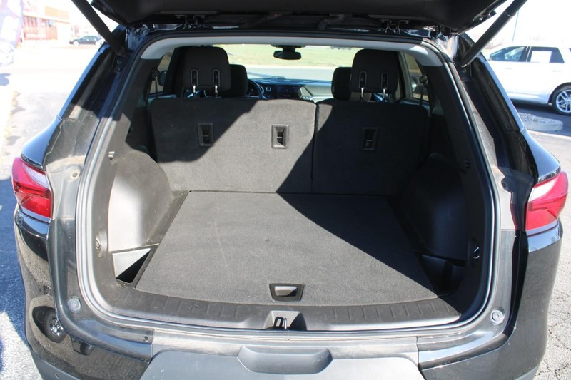 Chevrolet Blazer Vehicle Full-screen Gallery Image 06