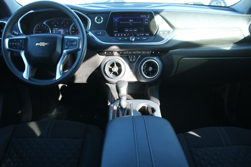 Chevrolet Blazer Vehicle Full-screen Gallery Image 13