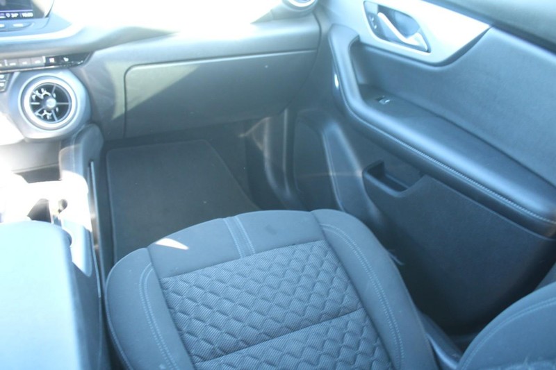 Chevrolet Blazer Vehicle Full-screen Gallery Image 16