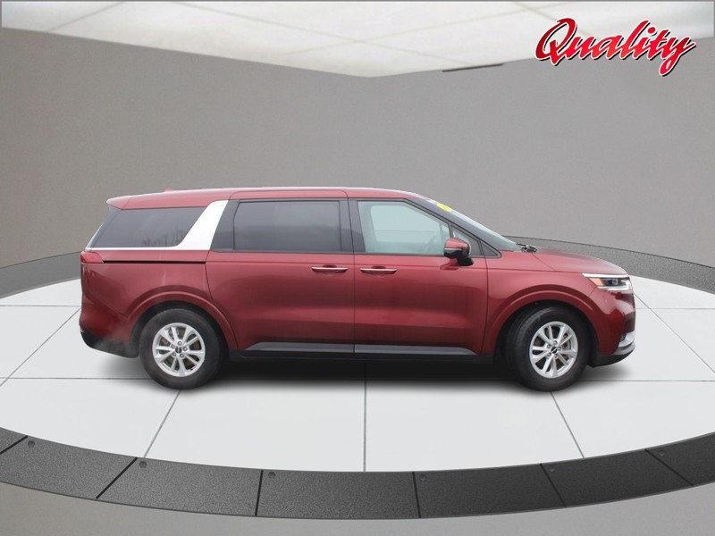 Kia Carnival Vehicle Image 02