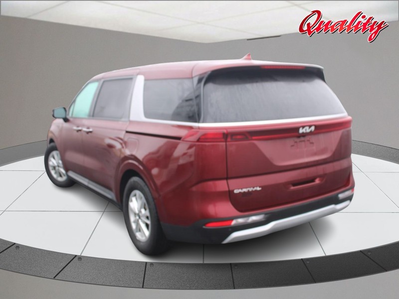 Kia Carnival Vehicle Image 05