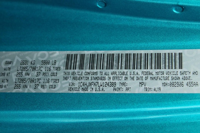 Jeep Wrangler Unlimited Vehicle Image 17