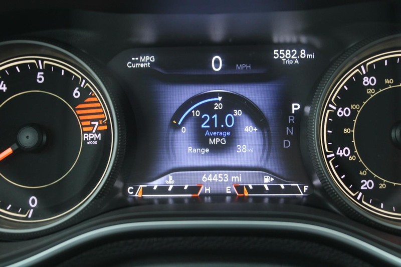 Jeep Cherokee Vehicle Image 19