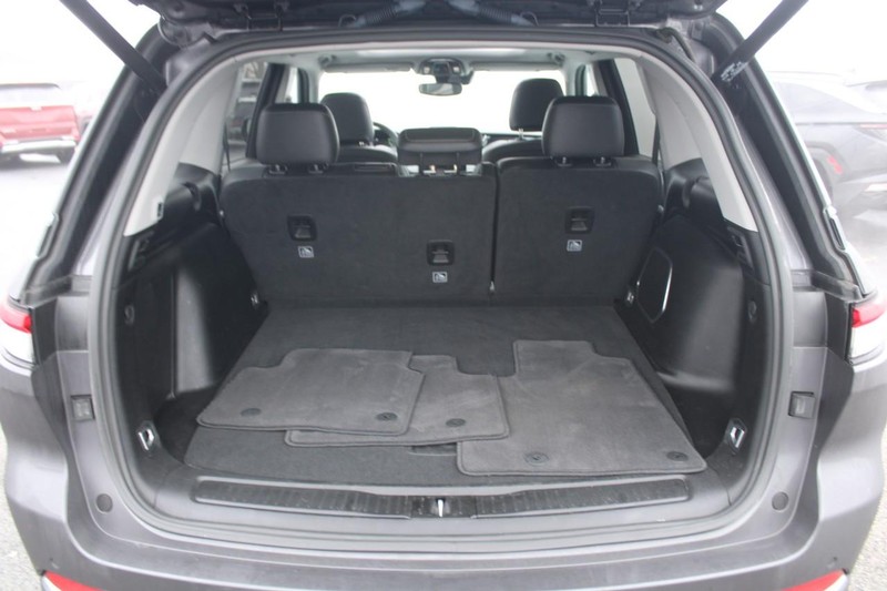 Jeep Grand Cherokee 4xe Vehicle Image 06