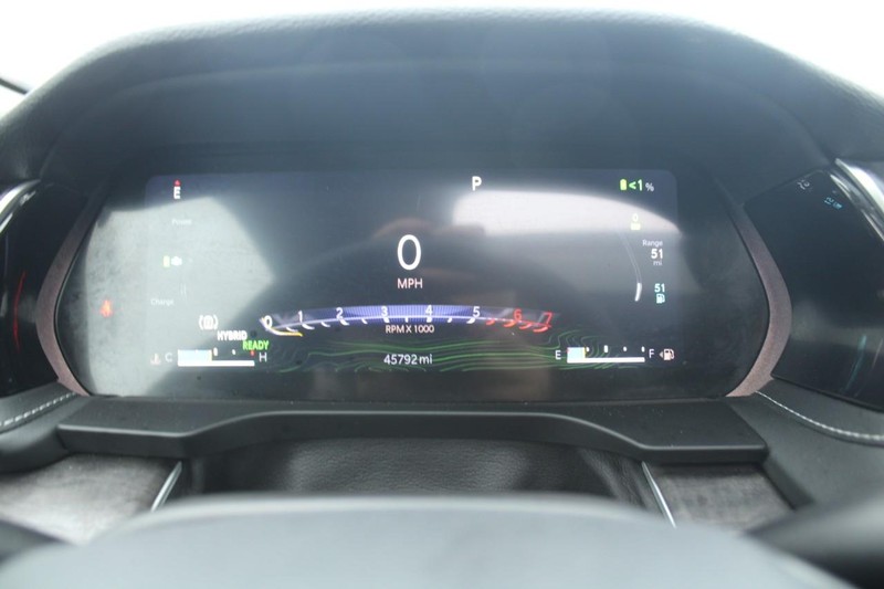 Jeep Grand Cherokee 4xe Vehicle Image 18