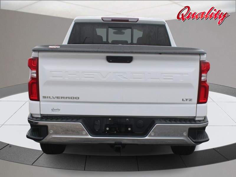 Chevrolet Silverado 1500 Vehicle Full-screen Gallery Image 04