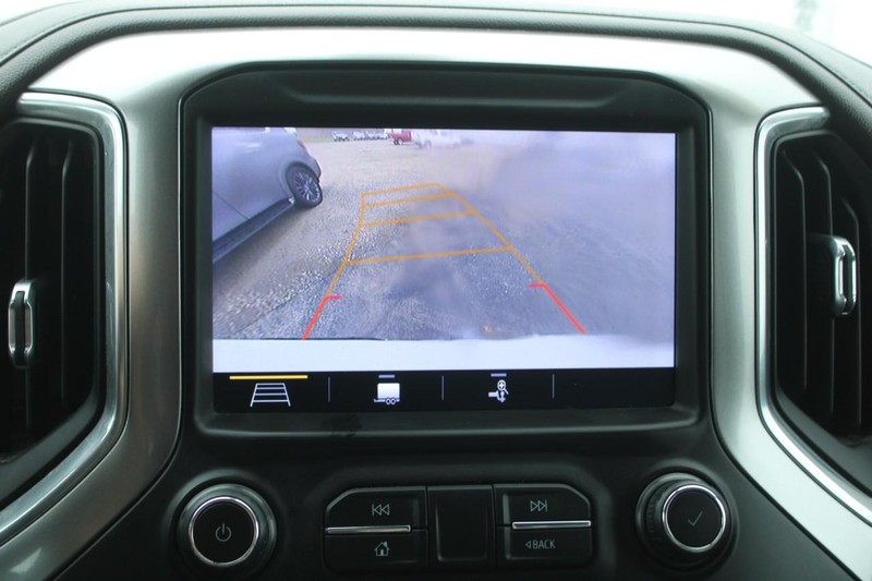 Chevrolet Silverado 1500 Vehicle Full-screen Gallery Image 21