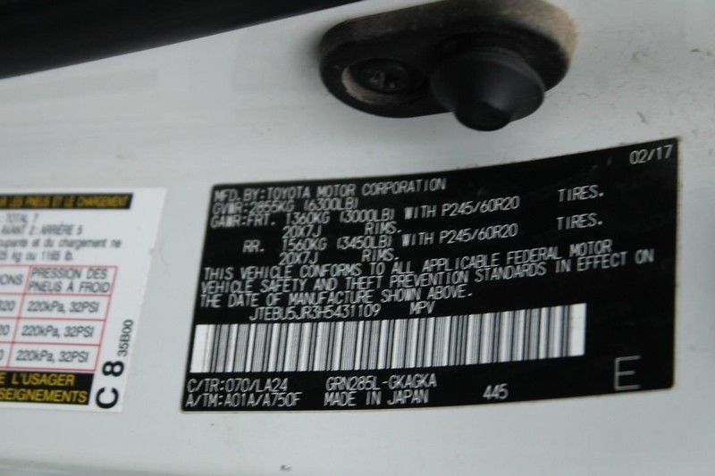 Toyota 4Runner Vehicle Image 17