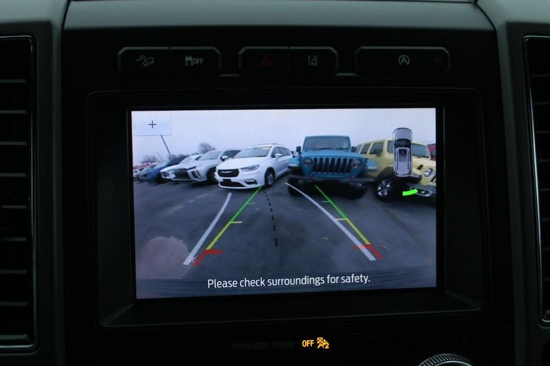 Ford Expedition Vehicle Image 20