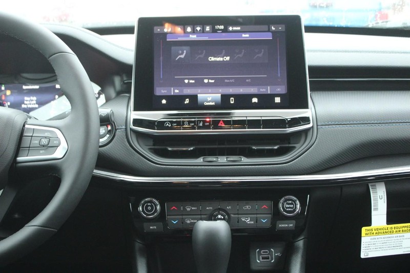 Jeep Compass Vehicle Image 07