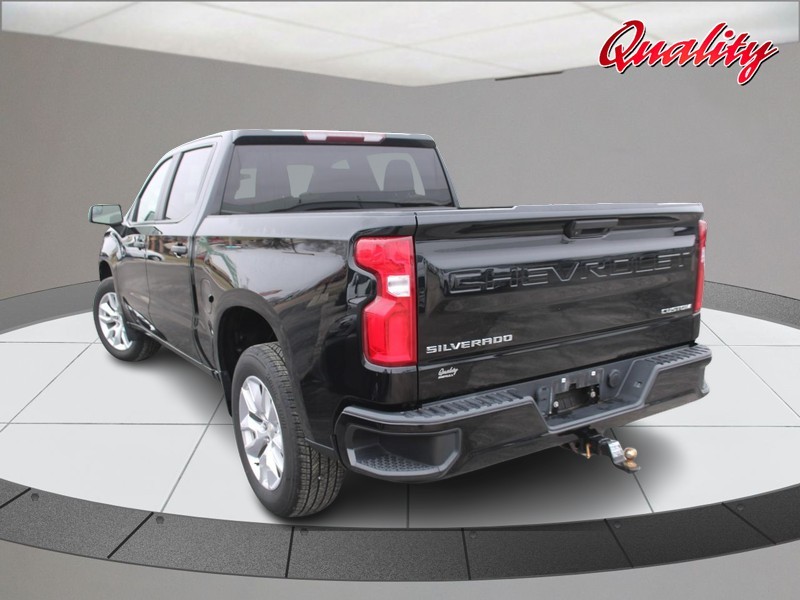 Chevrolet Silverado 1500 Vehicle Full-screen Gallery Image 05