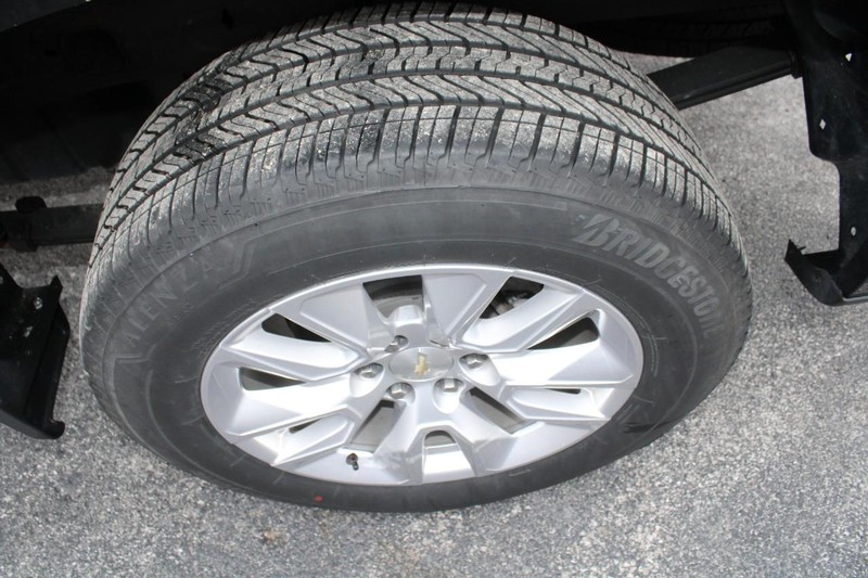 Chevrolet Silverado 1500 Vehicle Full-screen Gallery Image 07