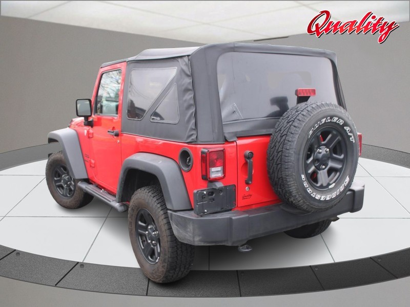 Jeep Wrangler Vehicle Image 05