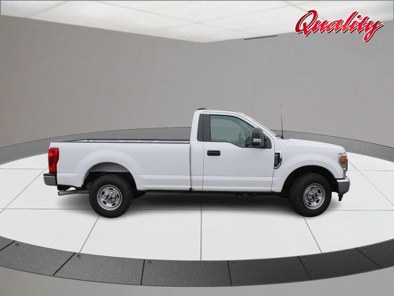 Ford Super Duty F-250 SRW Vehicle Image 02