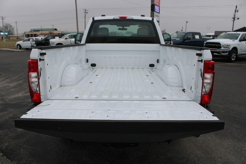 Ford Super Duty F-250 SRW Vehicle Image 06