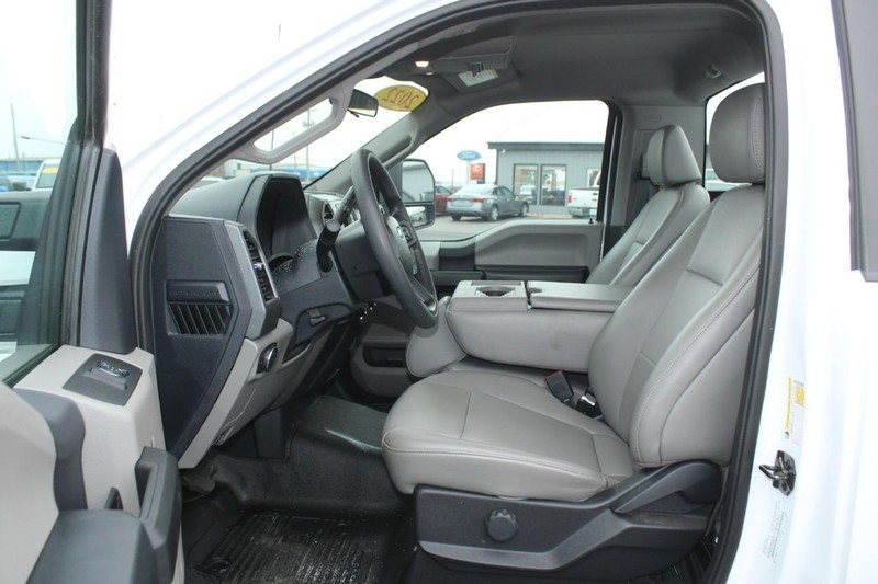 Ford Super Duty F-250 SRW Vehicle Image 08